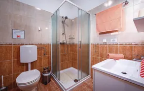 Amazing Home in Krnica With Wifi and 3 Bedrooms - Image 2