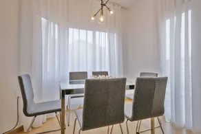 Apartment PAVIA · Fully equipped apartment at Fira - Image 2