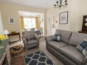 The Lodge - Image 2