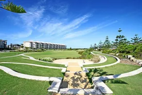 Cylinders Beach House @ Salt Village - Image 4