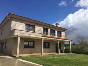 House With 4 Bedrooms in Sanjenjo, With Shared Pool, Enclosed Garden and Wifi - Image 2