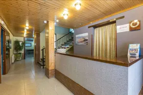 Hostal La Muralla - Image 2