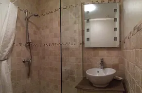 Villa Leona Maison d'Hôtes - Image 2