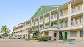 Siegel Select Baton Rouge (ex Crossland Economy Studios - Baton Rouge - Sherwood Forest) - Image 5