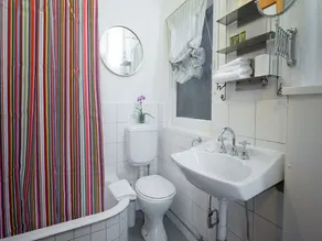 Apartment2c Lawson - Image 5