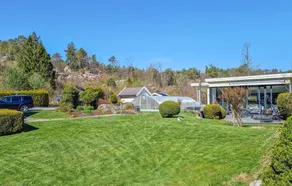Beautiful Home in Mandal With 5 Bedrooms, Outdoor Swimming Pool and Wifi - Image 4