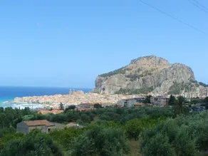 House With 2 Bedrooms in Mistretta, With Terrace - 14 km From the Beach - Image 3