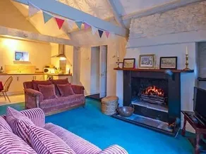 The Aylesbury Cottage - Image 2