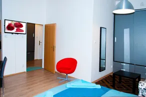 The Castle Apartments - Image 4