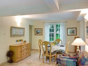 Villa Amberley House & Cottage - Image 3