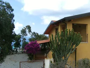 Apartment With 3 Bedrooms in Zambrone, With Wonderful sea View, Enclosed Garden and Wifi - Image 4