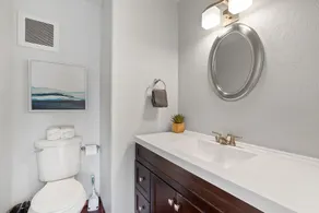 Hall Court Manor - Hot Tub, Pet Friendly, Pool Table! - Image 3