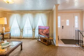 Family Crash Pad Near Slc - Image 3