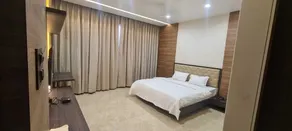 Hotel Sachin Executive - Image 3
