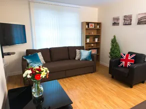 Royal Limehouse Apartment - Image 5