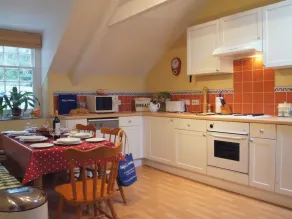 Grooms Cottage Nr Rock - Image 3