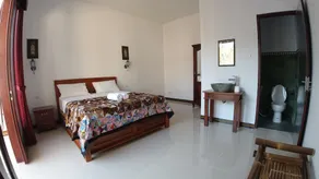 Authentic Lovina - Image 3