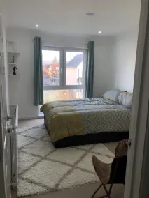 Beautiful 1-bed Apartment in Redhill - Image 3