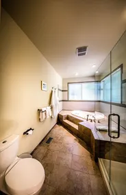 Gowlland Harbour Resort - Image 3