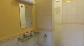Hotel Veecam - Image 2