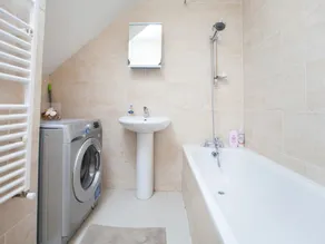 One Bedroom Flat in Harrow 62D - Image 3