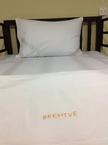 Beehive Patong Hostel - Image 4