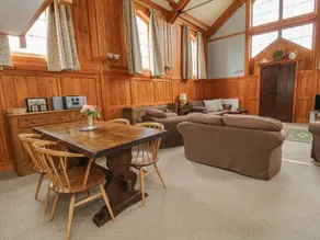 The Old Chapel - Image 3