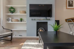 Stunning 2 Bedroom Terrace Flat in Fulham - Image 3