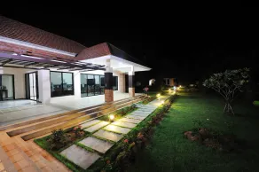 Baan Santi Villa - Image 4