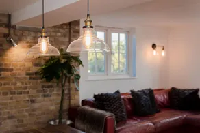 2 Bedroom Flat near Canary Wharf Sleeps 4 - Image 2