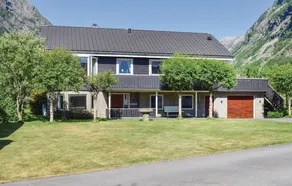 Nice Home in Dirdal With 4 Bedrooms and Wifi - Image 5