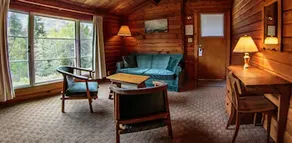 Jasper House Bungalows - Image 3
