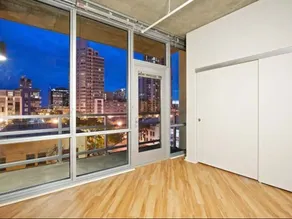 Sixth&G Apartments by Barsala - Image 3