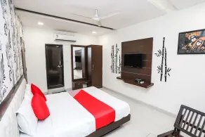 Hotel Madhuram Palace - Image 4