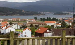 107595 - House in Esteiro - Image 3