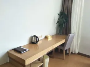 Greentree Inn Liuan Jinzai County Dabie Mouantain Business Hotel - Image 4