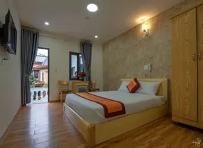 Hoa Nang Hotel - Image 4