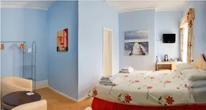 The Queen Victoria Guest House - Image 4