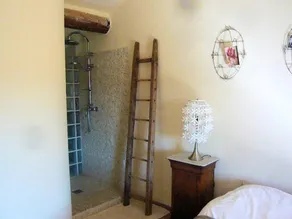 Villa With 3 Bedrooms in Cucuron, With Private Pool, Enclosed Garden and Wifi - 50 km From the Beach - Image 2