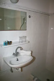 Poros Vista Hotel - Image 2