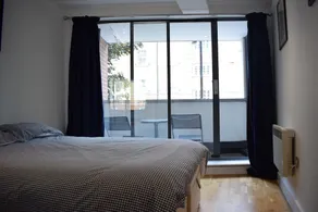 Kings Cross Modern Apartment - Image 2