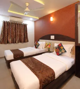 Hotel Railway Inn - Image 3