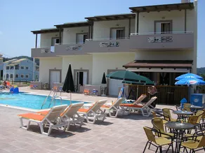 Corfu Inn - Image 4