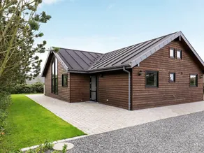 Comfy Holiday Home in Thisted With Whirlpool - Image 5