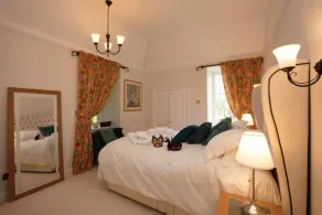 Sunningdale Mansion - Image 3