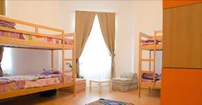 Little Bucharest Old Town Hostel - Image 5