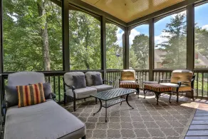 Laurel Landing - Image 2