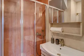Traditional Stonebuilt Villa Leonanto with Heated Pool, only 5 Km from a Sandy Beach - Image 3