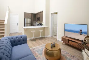 Irvine Deluxe Design Suites by A - Image 2