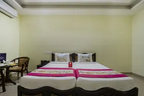 Ritesh Grand By OYO Rooms - Image 2